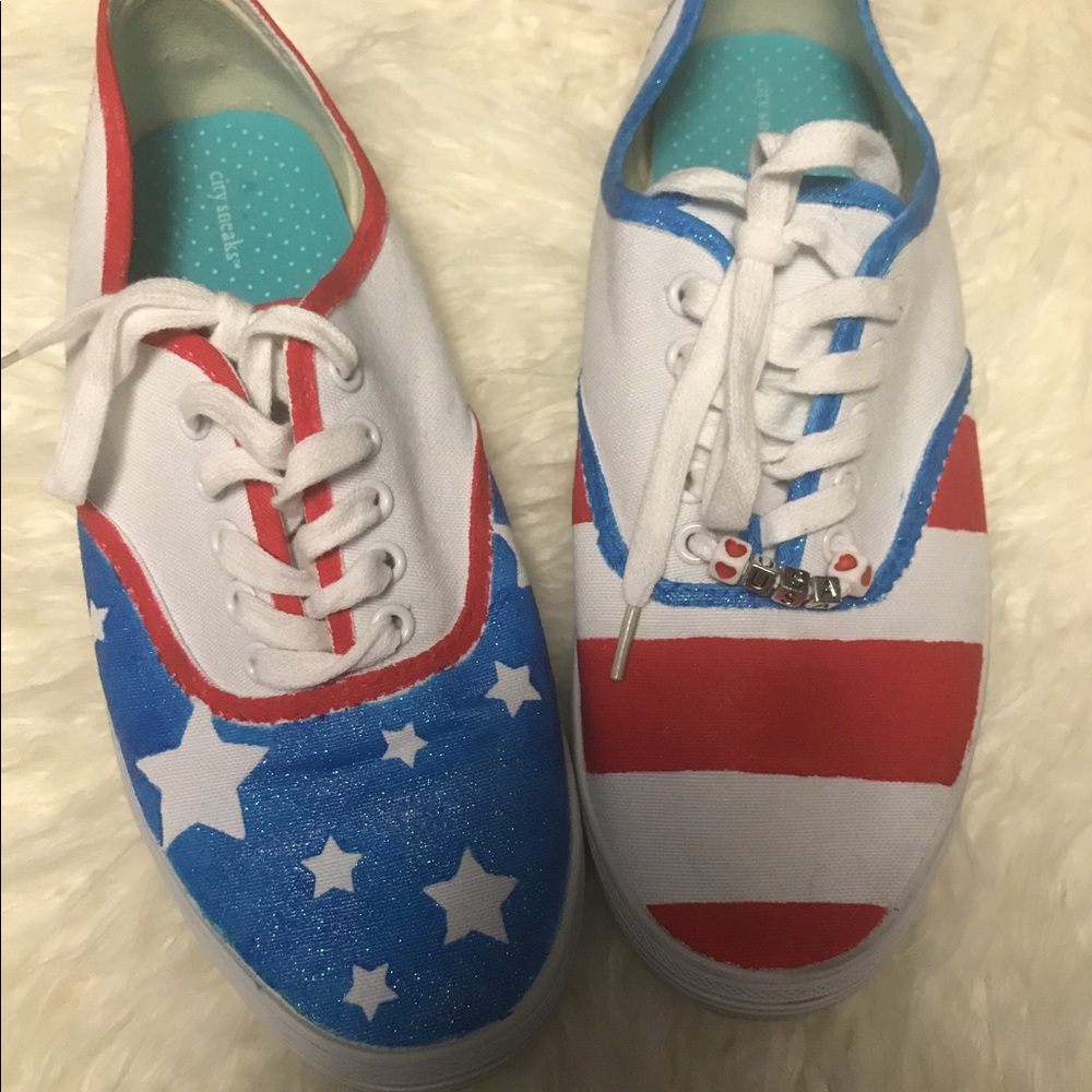 No brand hand painted american flag flats