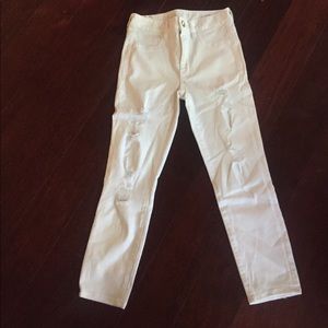 White American Eagle jeans
