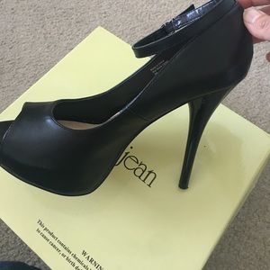 Cathy Jean Peep Toe Heels
Cathy Jean