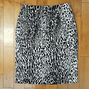 Talbots Skirts - Talbots Snow Leopard Pencil Skirt Talbots Skirts - Talbots Snow Leopard Pencil Skirt