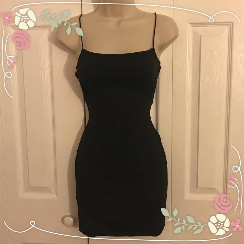 ✨ONE LEFT✨Spaghetti Strap Little Black Mini Dress - Picture 8 of 8