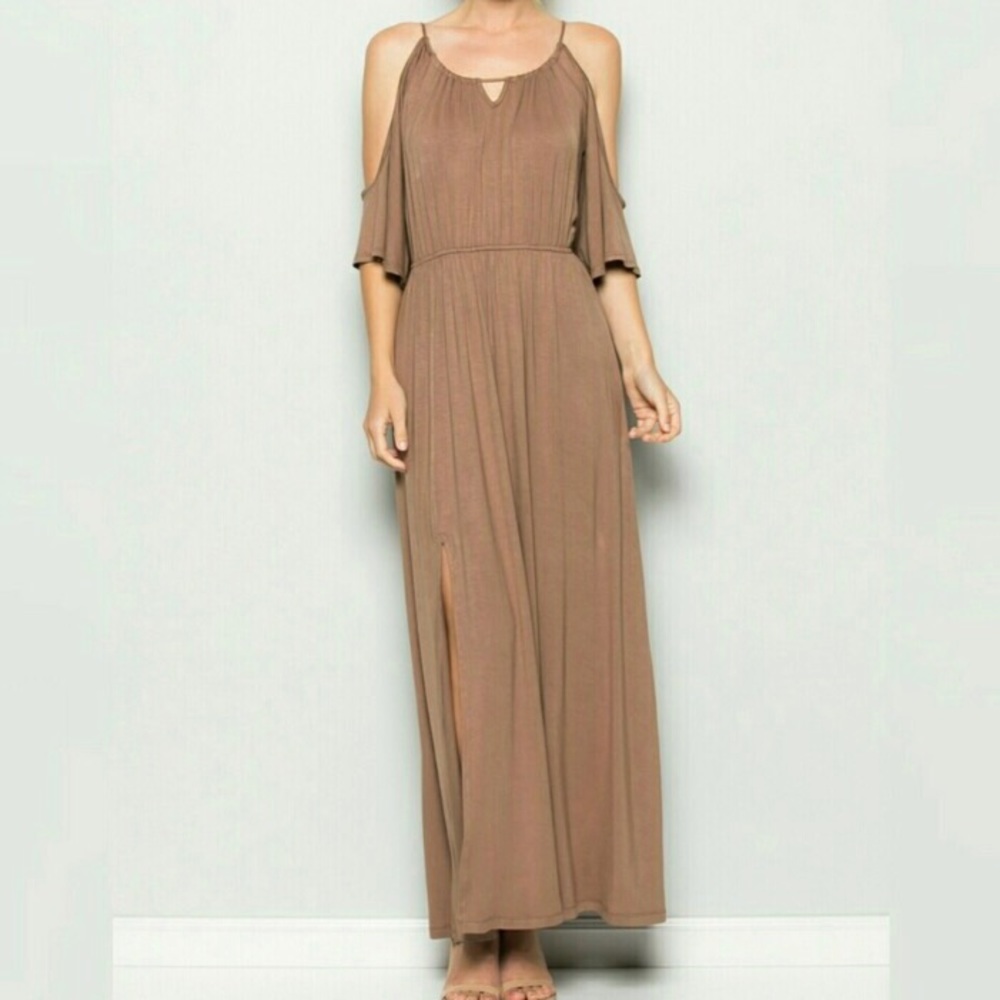 Beautiful Cold Shoulder Maxi - Picture 2 of 5