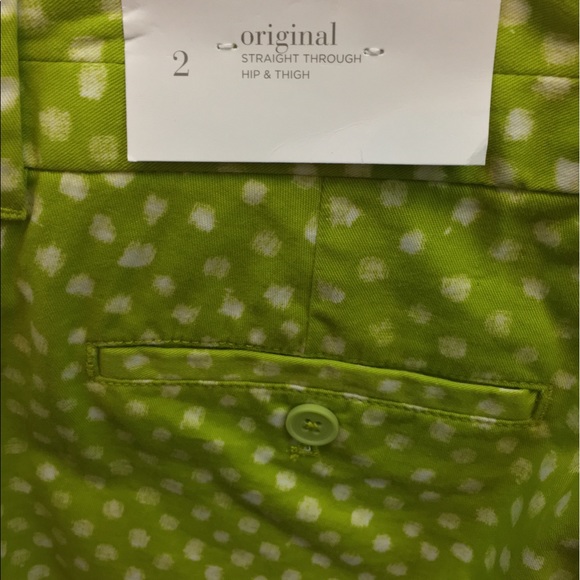 LOFT SHORTS - Picture 3 of 4