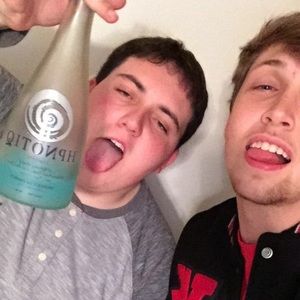 Meet your Posher, Daven