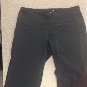Athleta Cropped Yoga Leggings