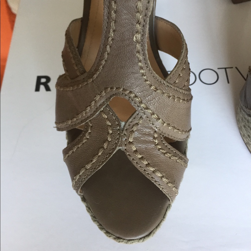 Report Sandals - Picture 4 of 8
