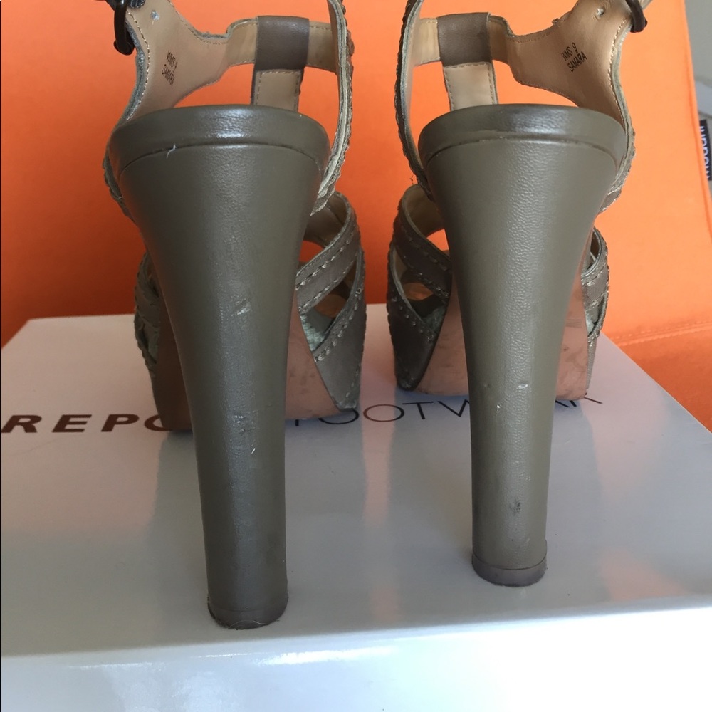 Report Sandals - Picture 7 of 8