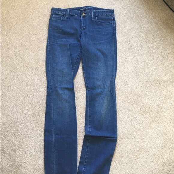 Medium wash banana republic jeans. - Picture 2 of 3