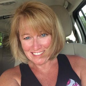 Meet your Posher, Tina