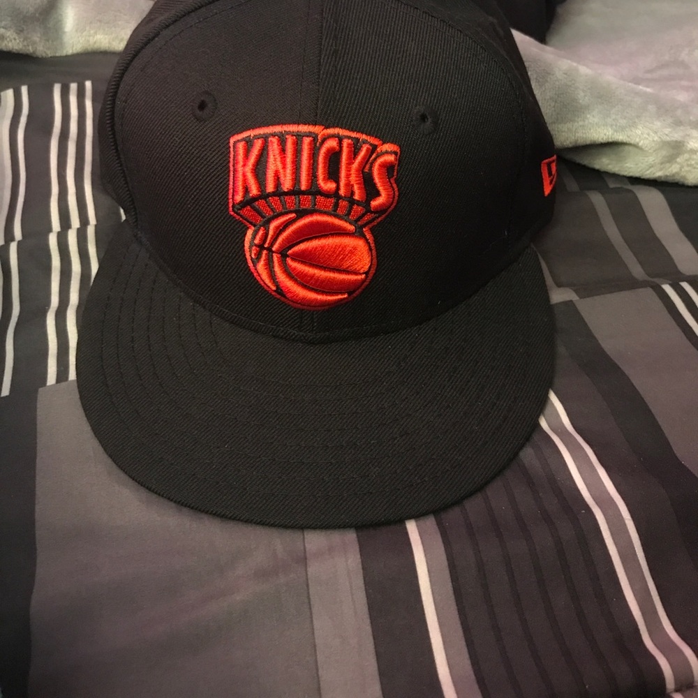 Fitted Knicks hat