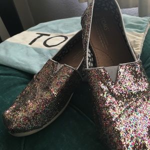 Multicolored Sparkly Toms