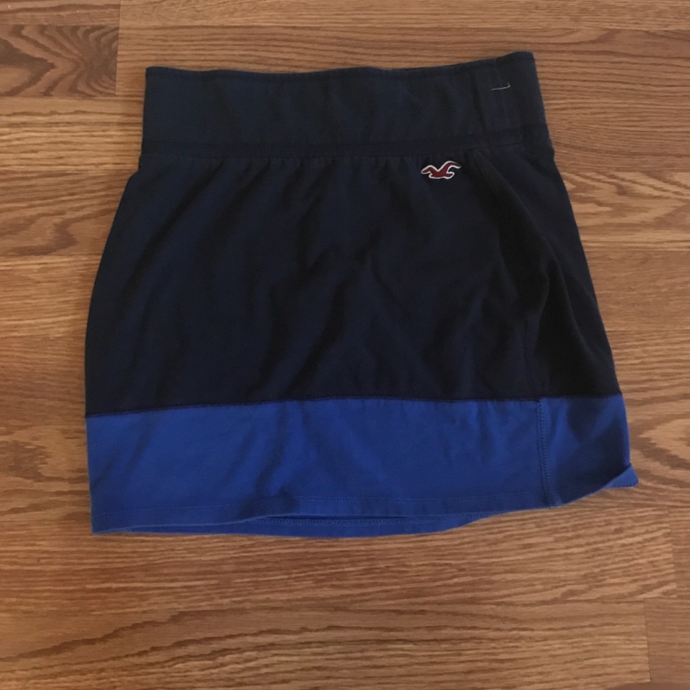 hollister skirt.