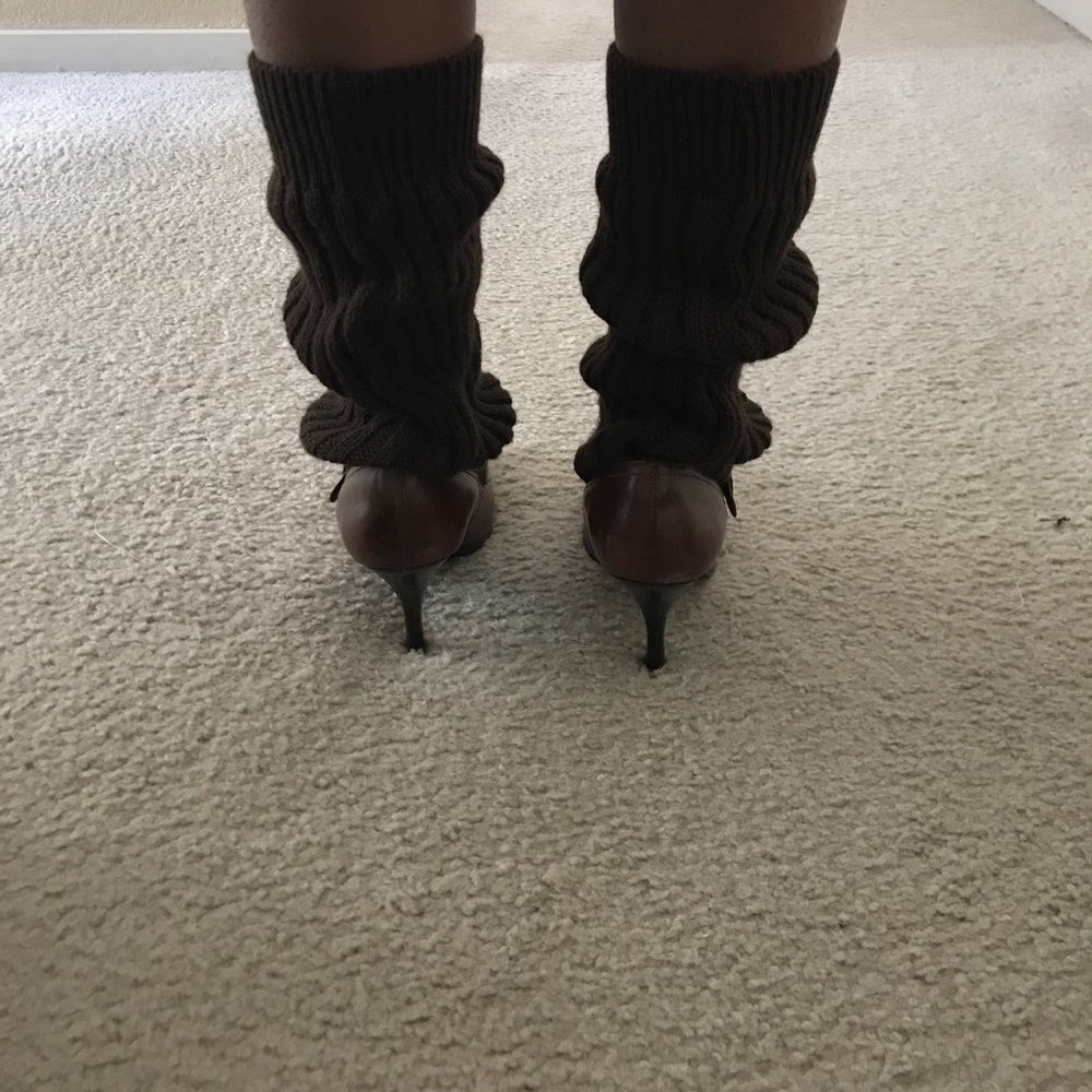 Heels - Picture 3 of 3