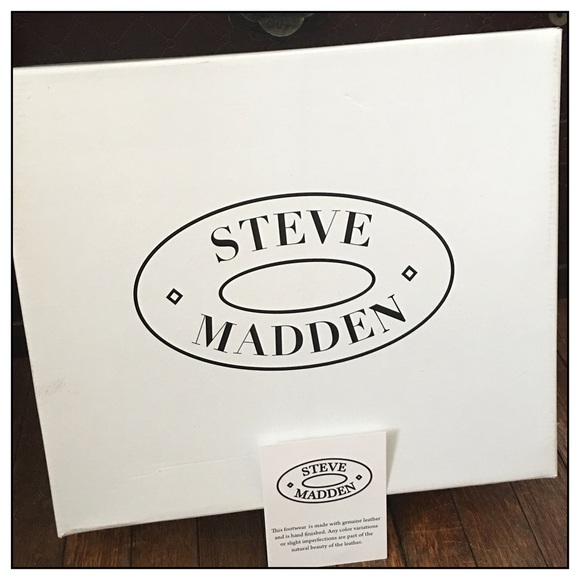 Steve Madden Black Suede Over The Knee Boots - Picture 7 of 7