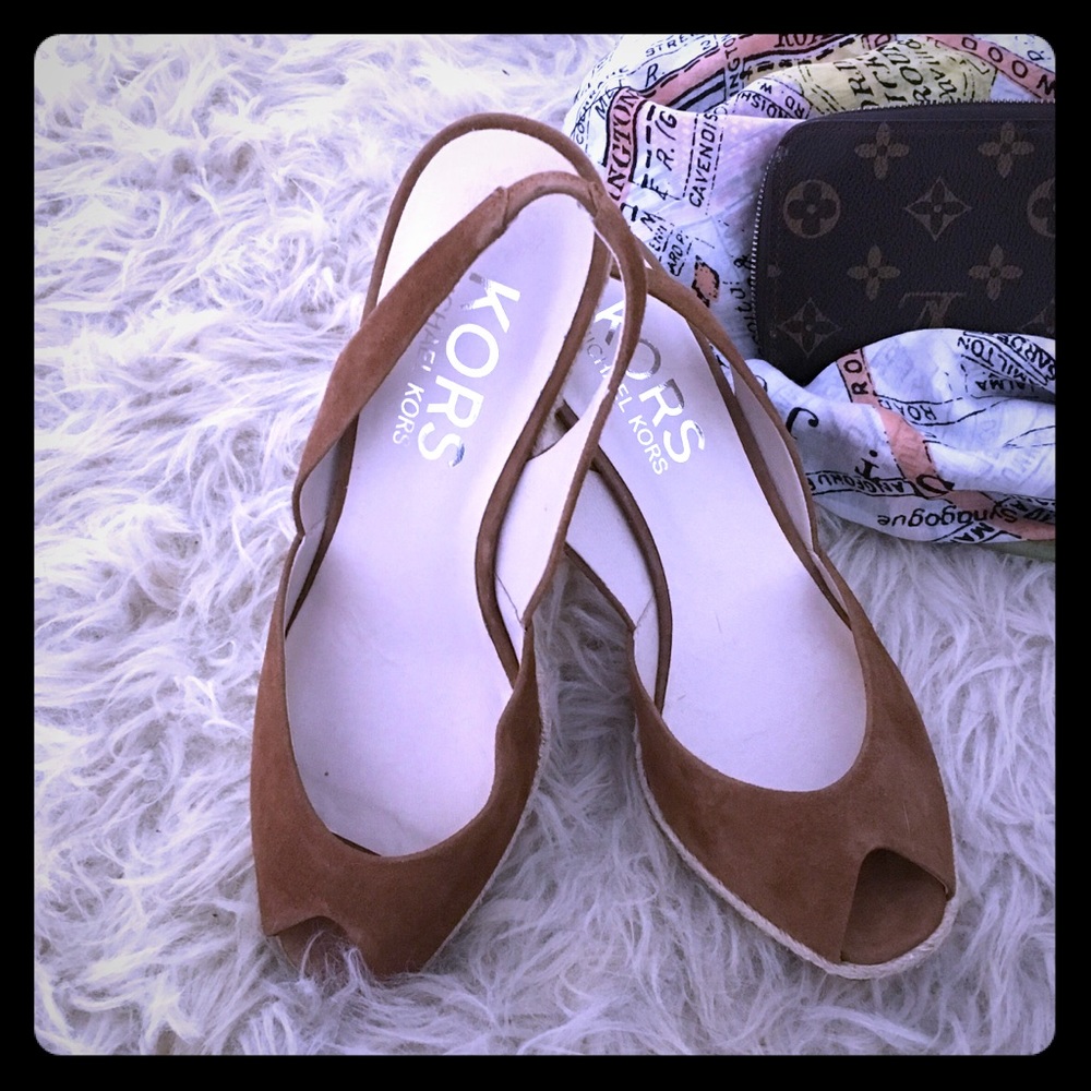 NWOT Michael Kors Suede Espadrille Wedges