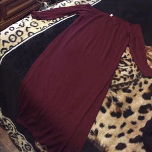Off the shoulder dress (wine colored)