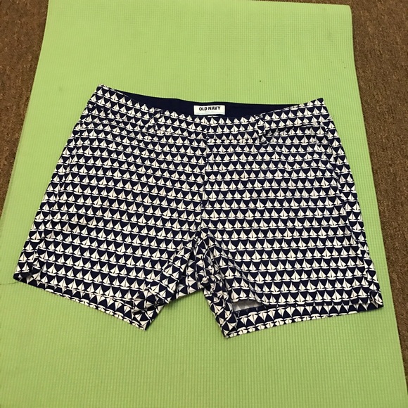 Old Navy Nautical Shorts - Picture 1 of 4