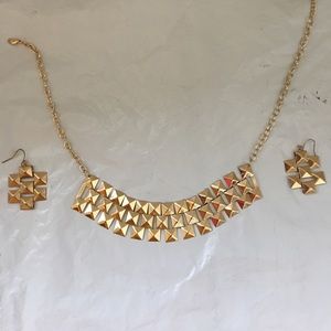 Gold Necklace with Matching Earrings