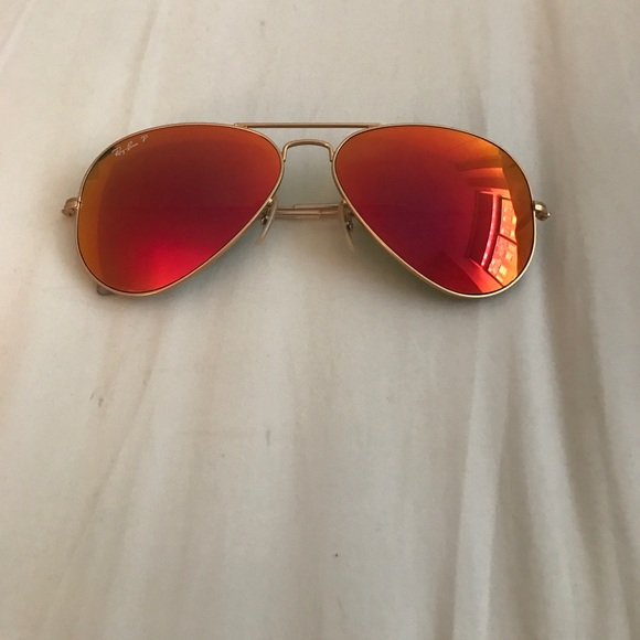 Red flash aviator raybans