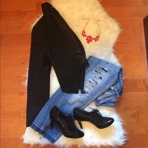 NWOT Mossimo Cropped Blazer