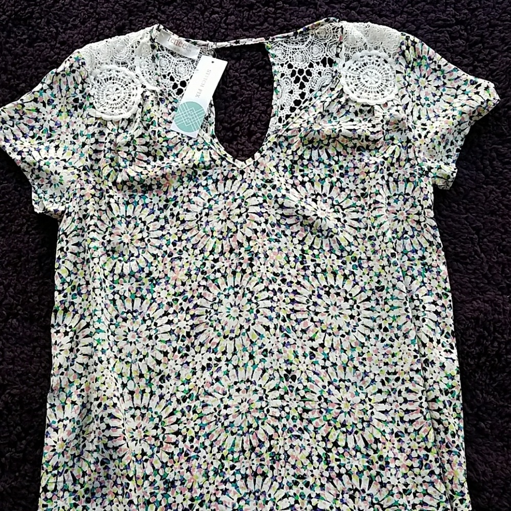STITCHFIX Floral Design Top