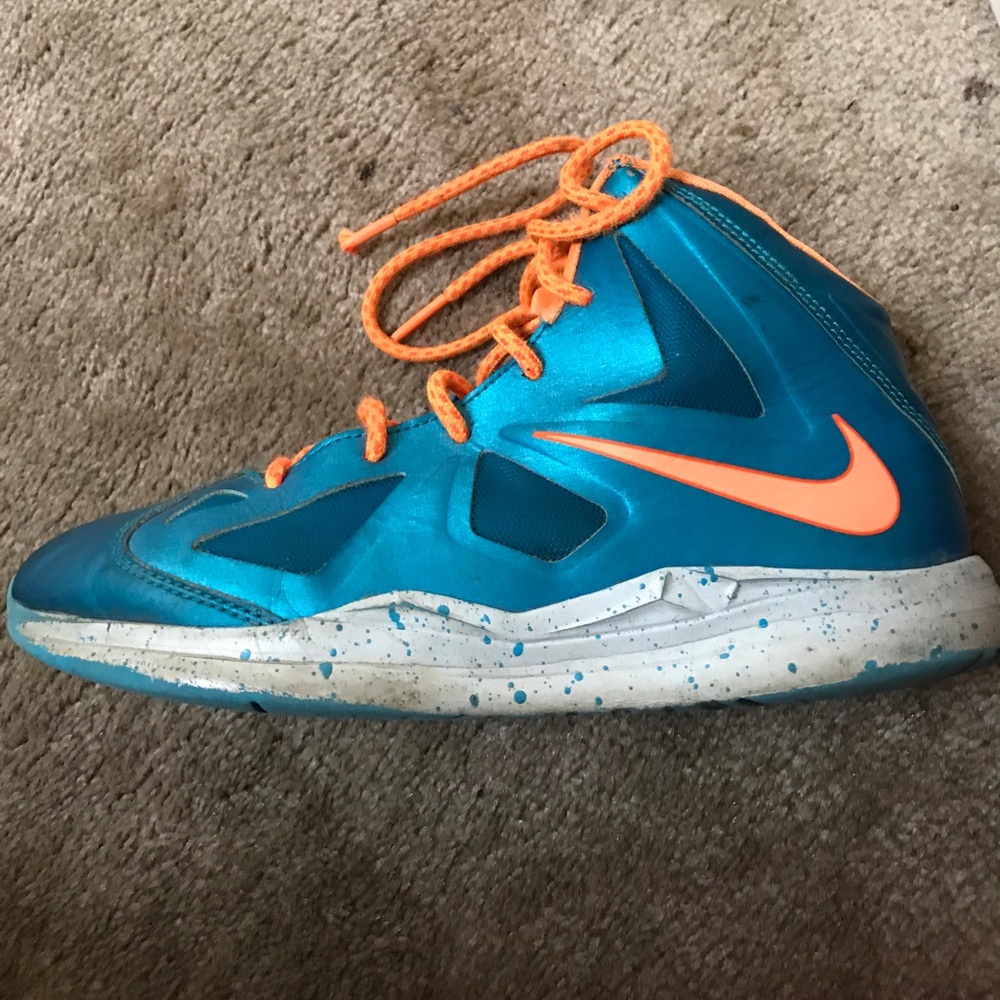 Kids boys Nike shoe