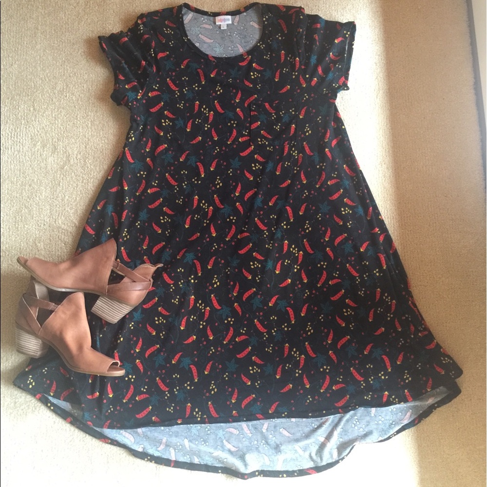 LULAROE LARGE CARLY NWOT
