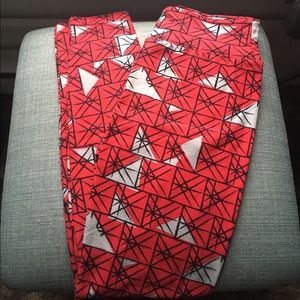 LuLaRoe OS Leggings Red and Gray Geometric Print