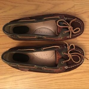 Sperry Topsiders