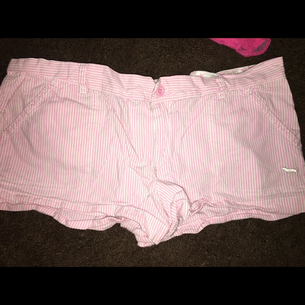 VICTORIAS SECRET SHORTS / SZ 2