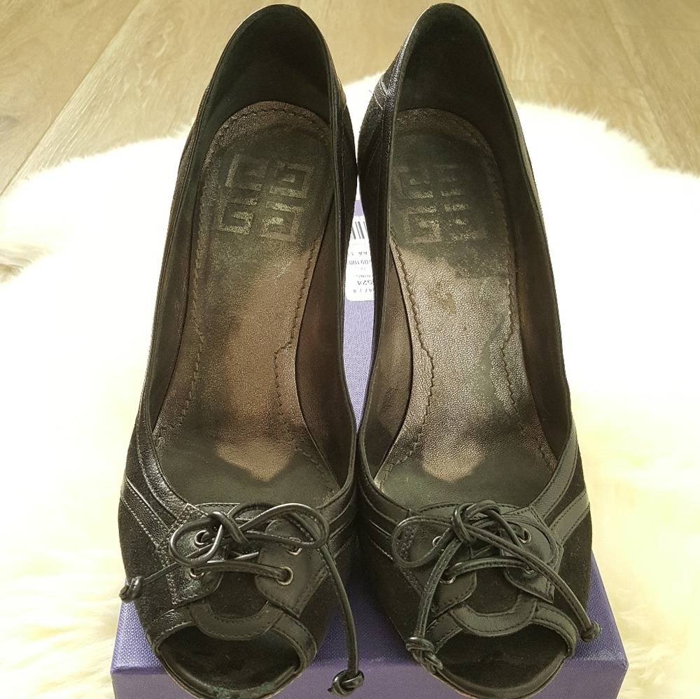 Givenchy stiletto pumps