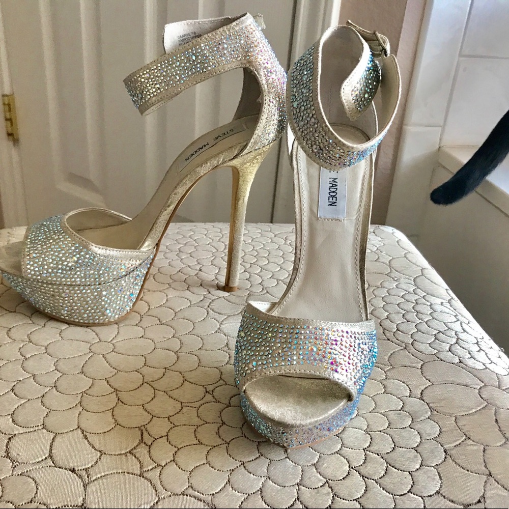 Steve Madden Cariie Pumps