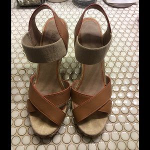 Tommy Bahama Wedges sz. 8.5
