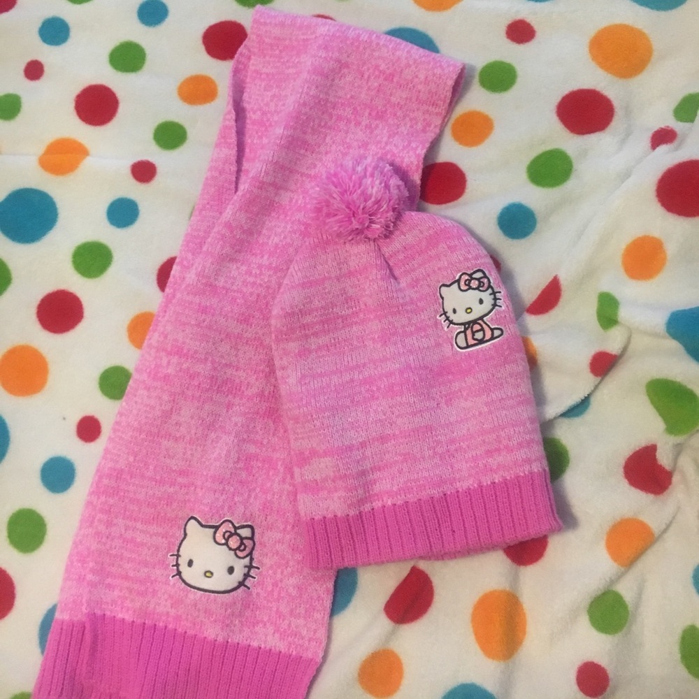 Hello kitty soft and sexy pink hat and scarf