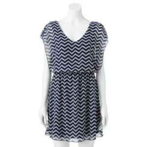 Navy blue and Ivory chevron dress by Speechless