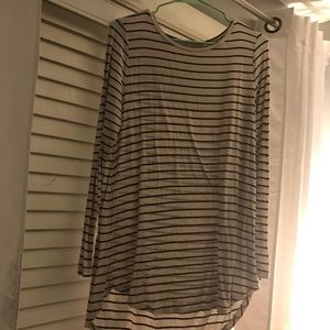 American eagle white and maroon stripped shirt