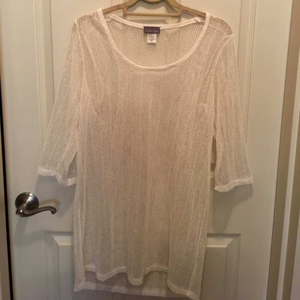 Shimmery Cream Cover-Up