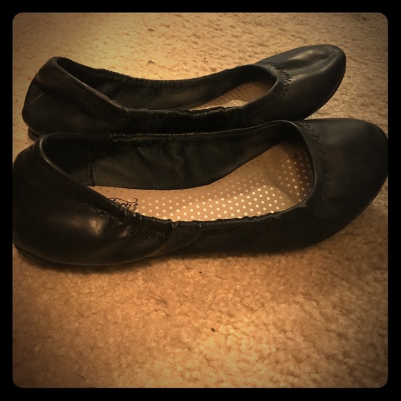 Custom Shoes - Simple by Tracy Vu • The Cubby Shoes