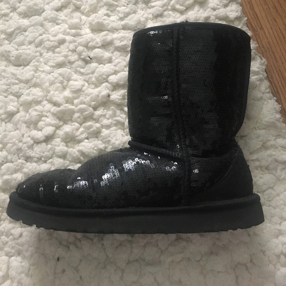 Black Sparkly Uggs