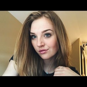 Meet your Posher, Alison