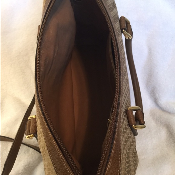 Authentic Gucci Monogram Jacquard - Picture 11 of 15