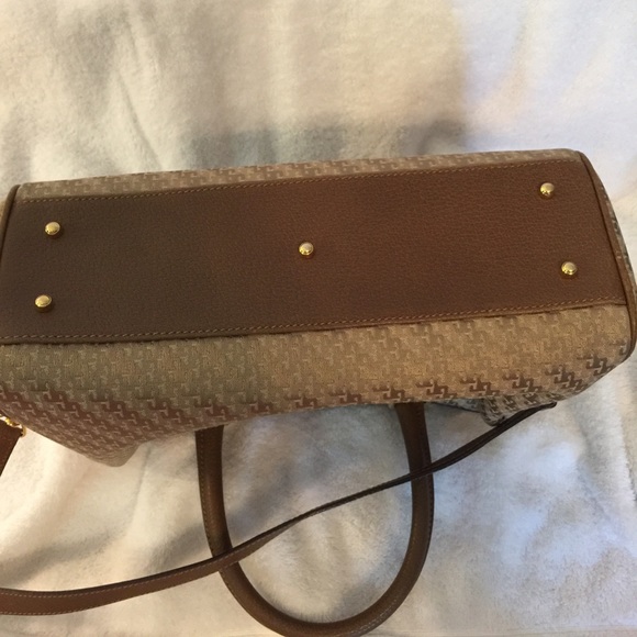 Authentic Gucci Monogram Jacquard - Picture 13 of 15