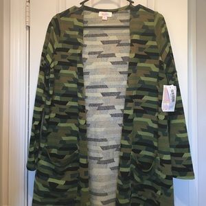 NWT Camo Sarah