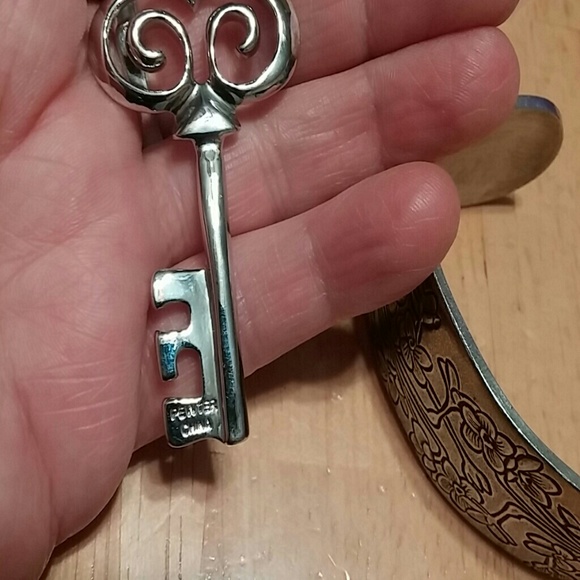 🌹SOLD🌷Two very pretty pewter pieces - Picture 3 of 5