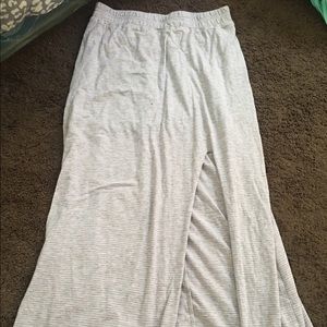 AMERICAN EAGLE MAXI SKIRT / SZ XS