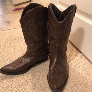 Madden Girl Cowboy Boots!