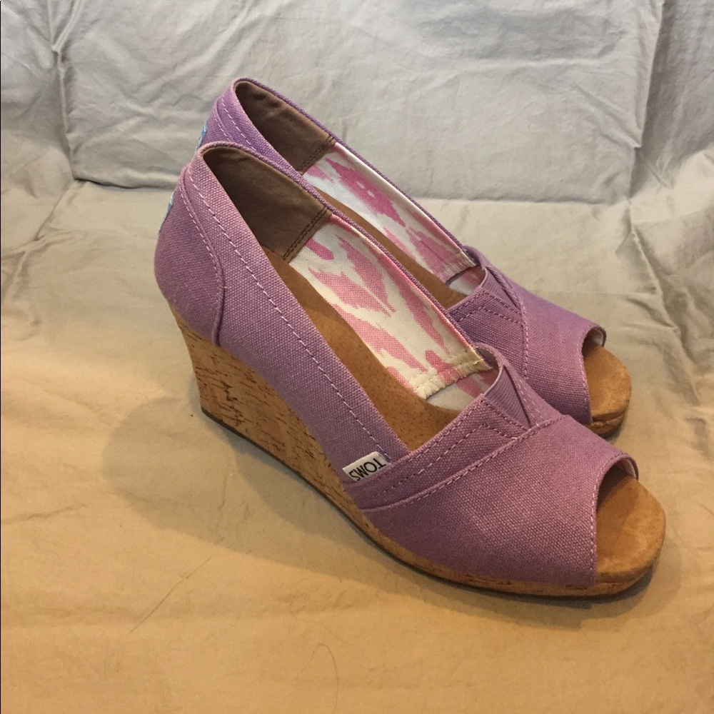 TOMS Wedge