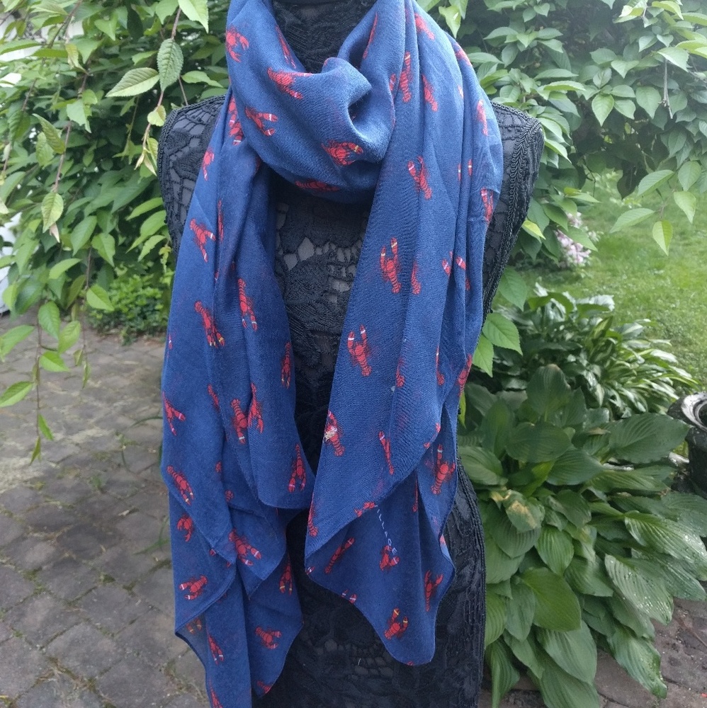 Adorable Navy Lobster Scarf