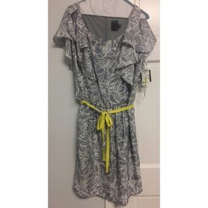 Grey and White Flower Print Summer Dress!