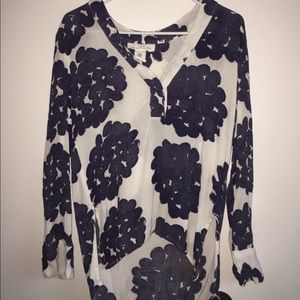 Floral patterned navy and white blouse